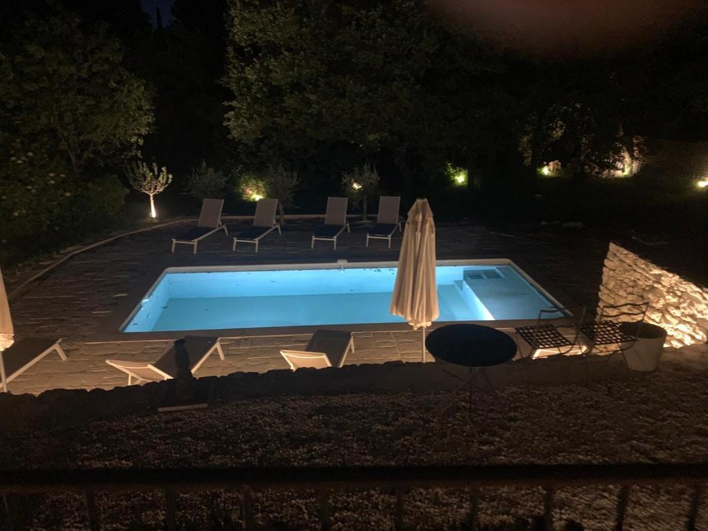 La Maison D'Hamih "Gite Et Chambres D'Hotes Uzès Dış mekan fotoğraf
